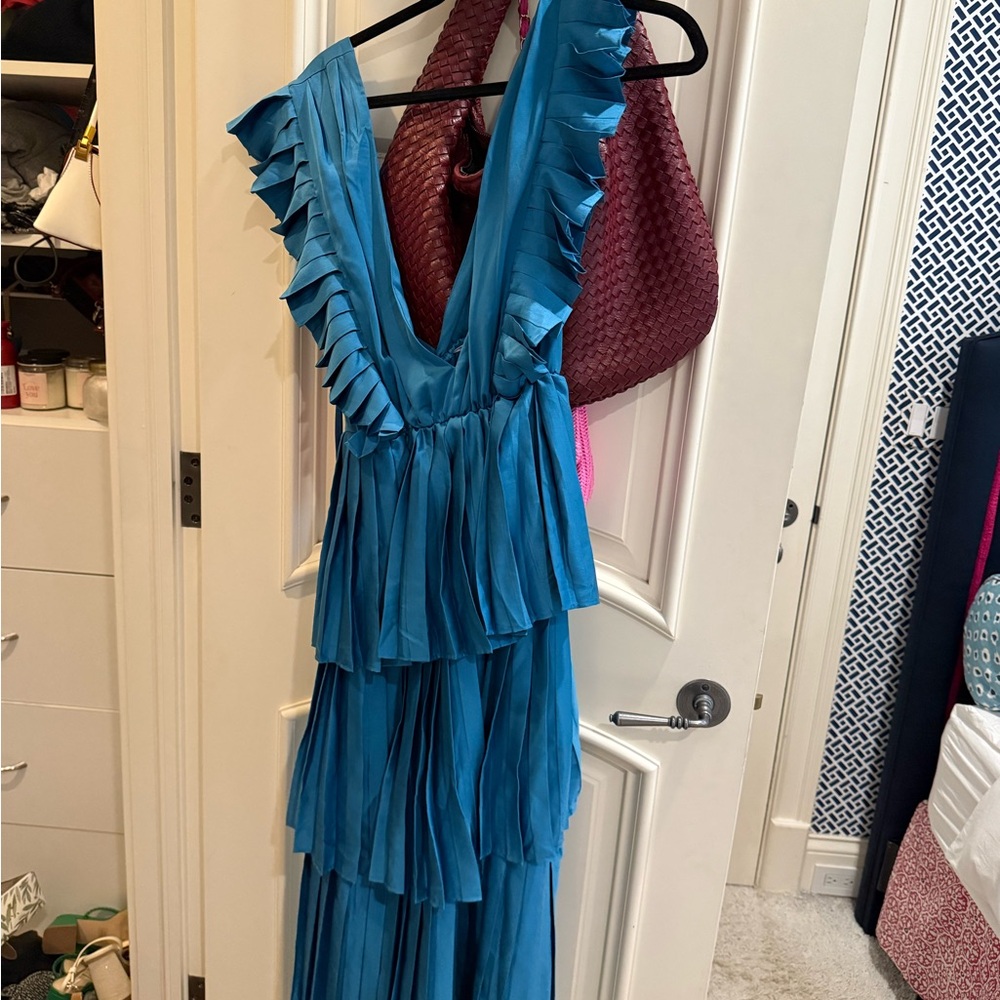 Elegant Blue Pleated Women's Dress Strut and Bolt